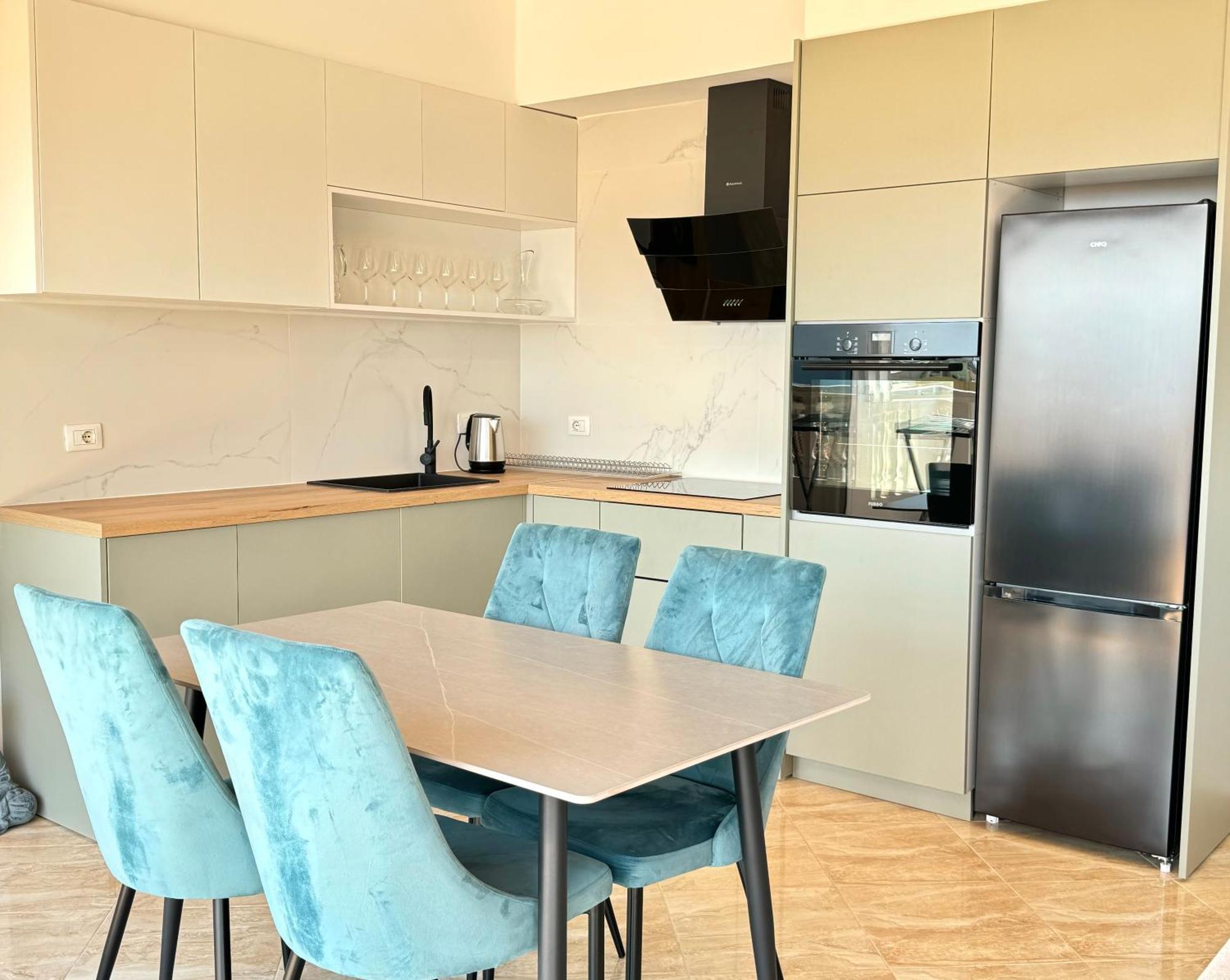 Amar'S Apartments Sarande Exterior photo