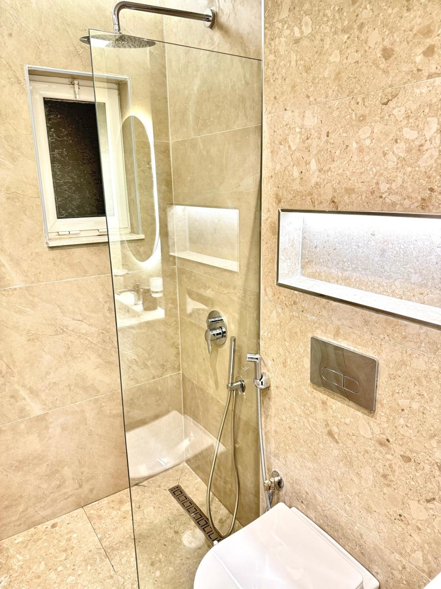 Amar'S Apartments Sarande Exterior photo